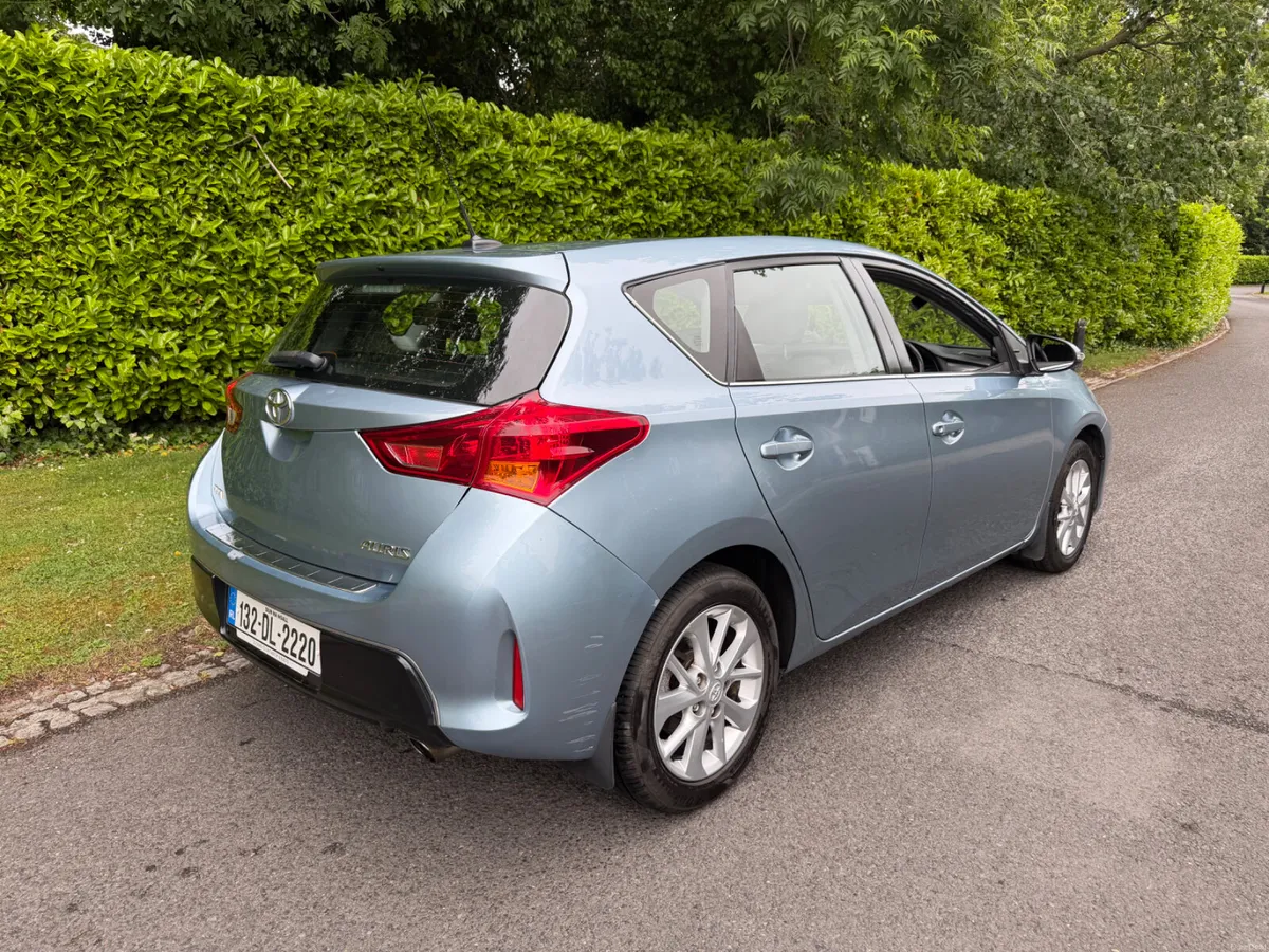 2013 Toyota Auris 1.6 Icon NCT + Tax €5450 - Image 4