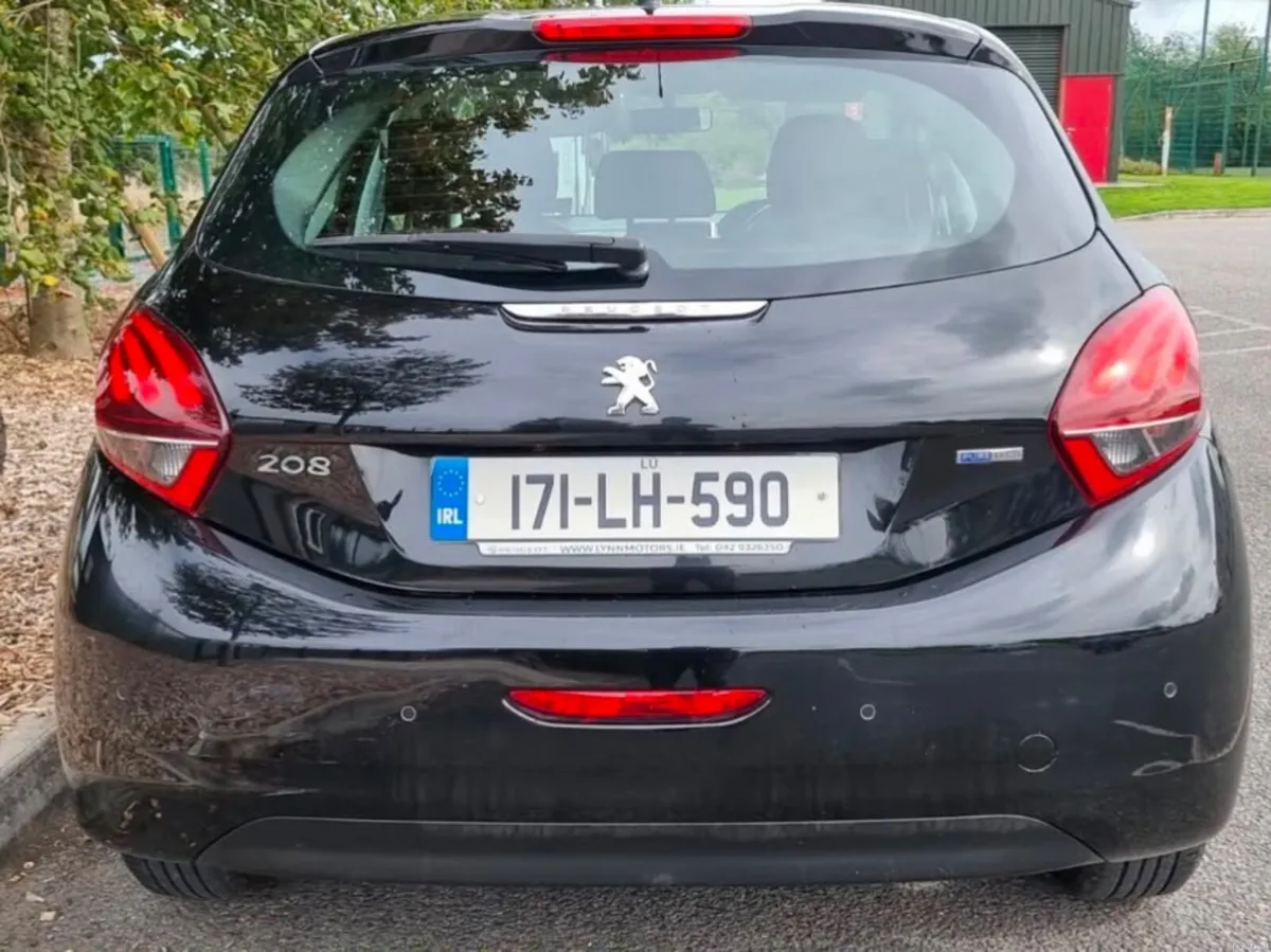 Peugeot 208 2017 - Image 2