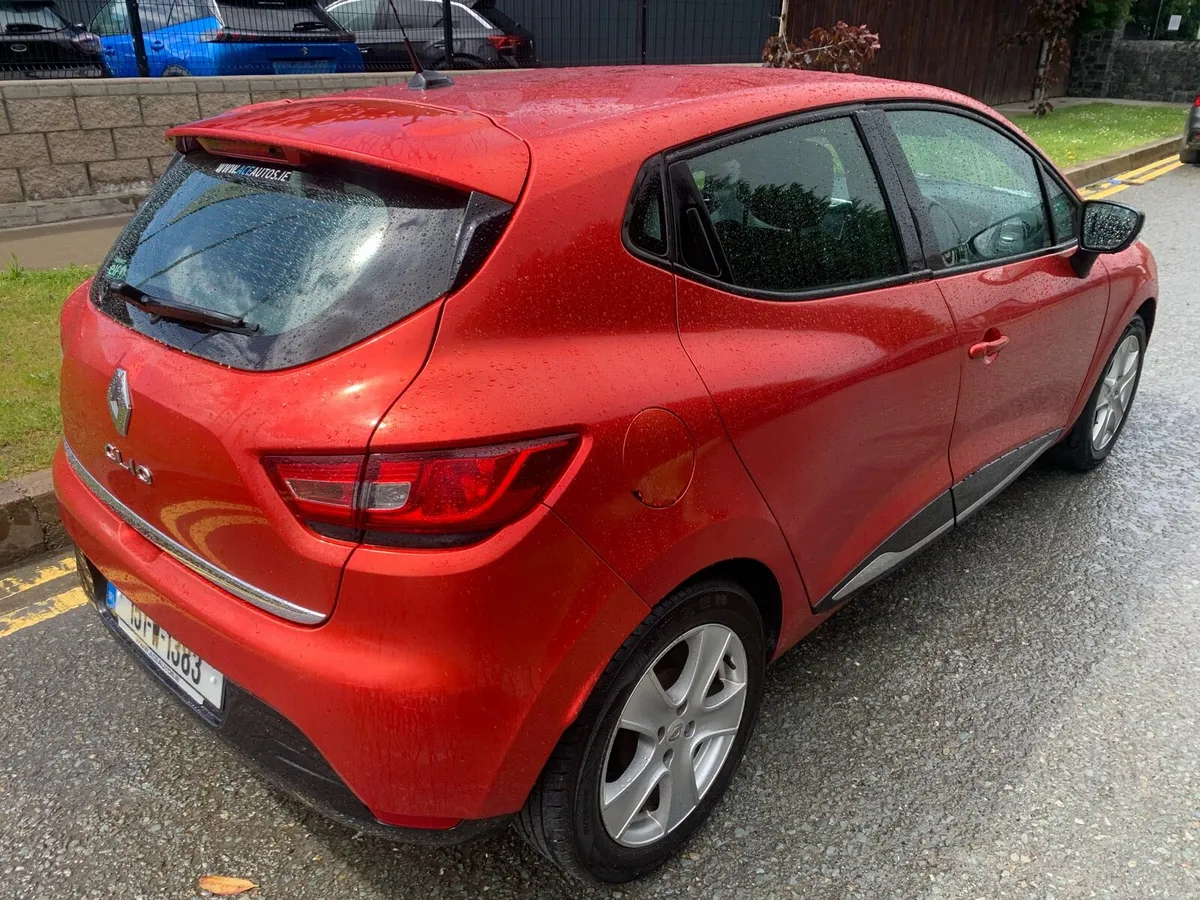 2015 Renault Clio 1.1 petrol, Nct 6/27, tax 5/26 - Image 3