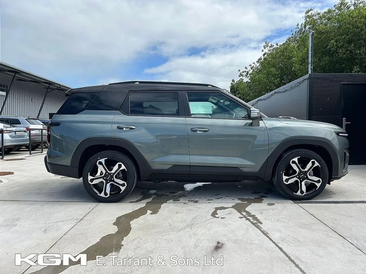 KGM Torres EVX - Image 2