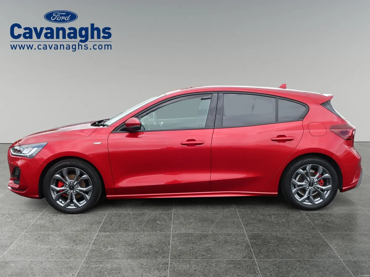 2023 Ford Focus St-line 1.0t 125 M6 Fwd 4dr - Image 2