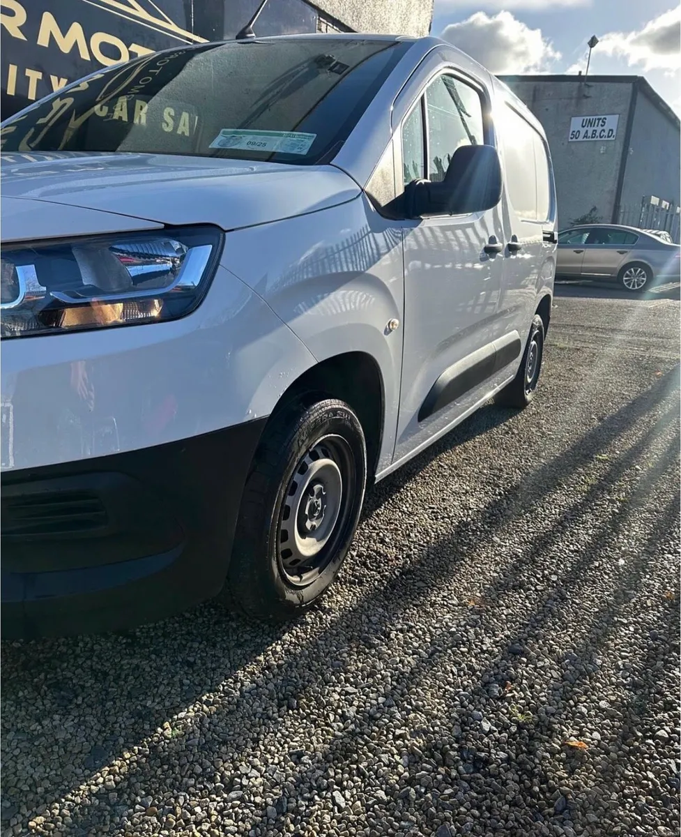 Toyota Proace 1.5 Bluehdi Icon - Image 2