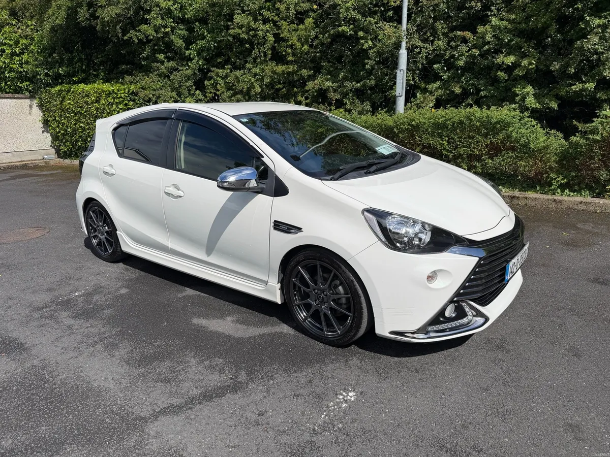 Toyota aqua GS sports model Freshly import - Image 2