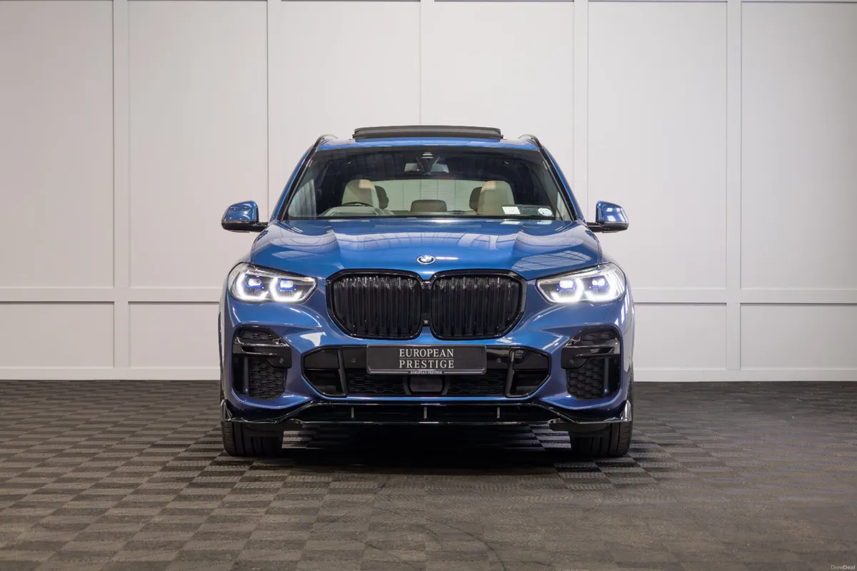 2022 BMW X5 X-Drive 45e M-Sport - Image 2