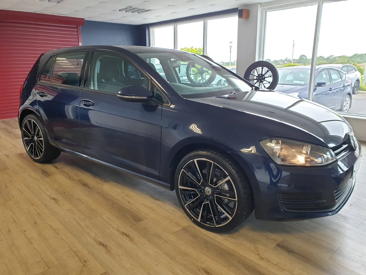 Volkswagen Golf 1.2TSI AUTO**UPGRADED ALLOYS** - Image 2