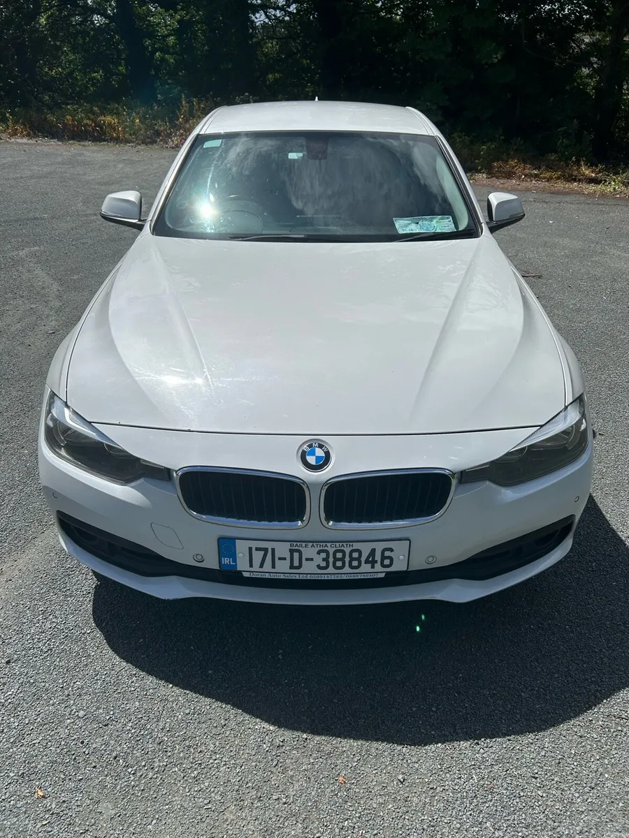 3 Series BMW - Image 2