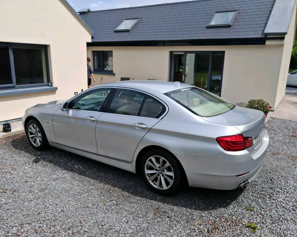 BMW 520d 2011 - Image 5