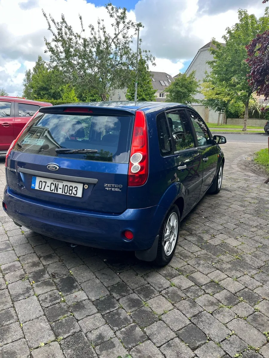 Ford Fiesta - Image 4