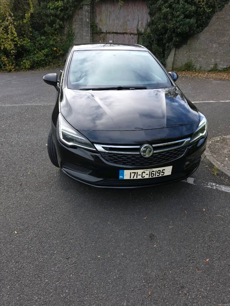 Opel astra 2017 1.6 diesel nct 05 /27 tax 08 /26 - Image 1