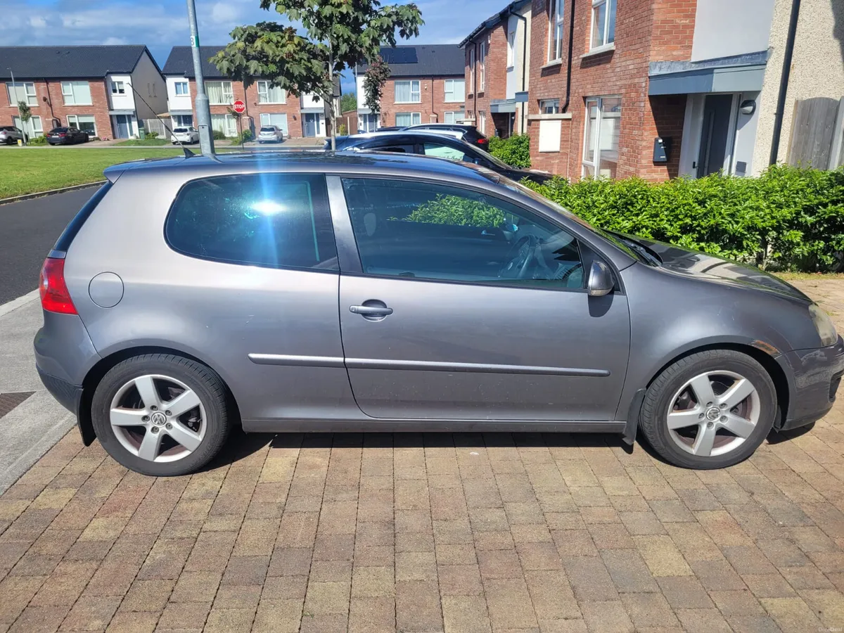 MINT Volkswagen Golf 2008 - Image 4