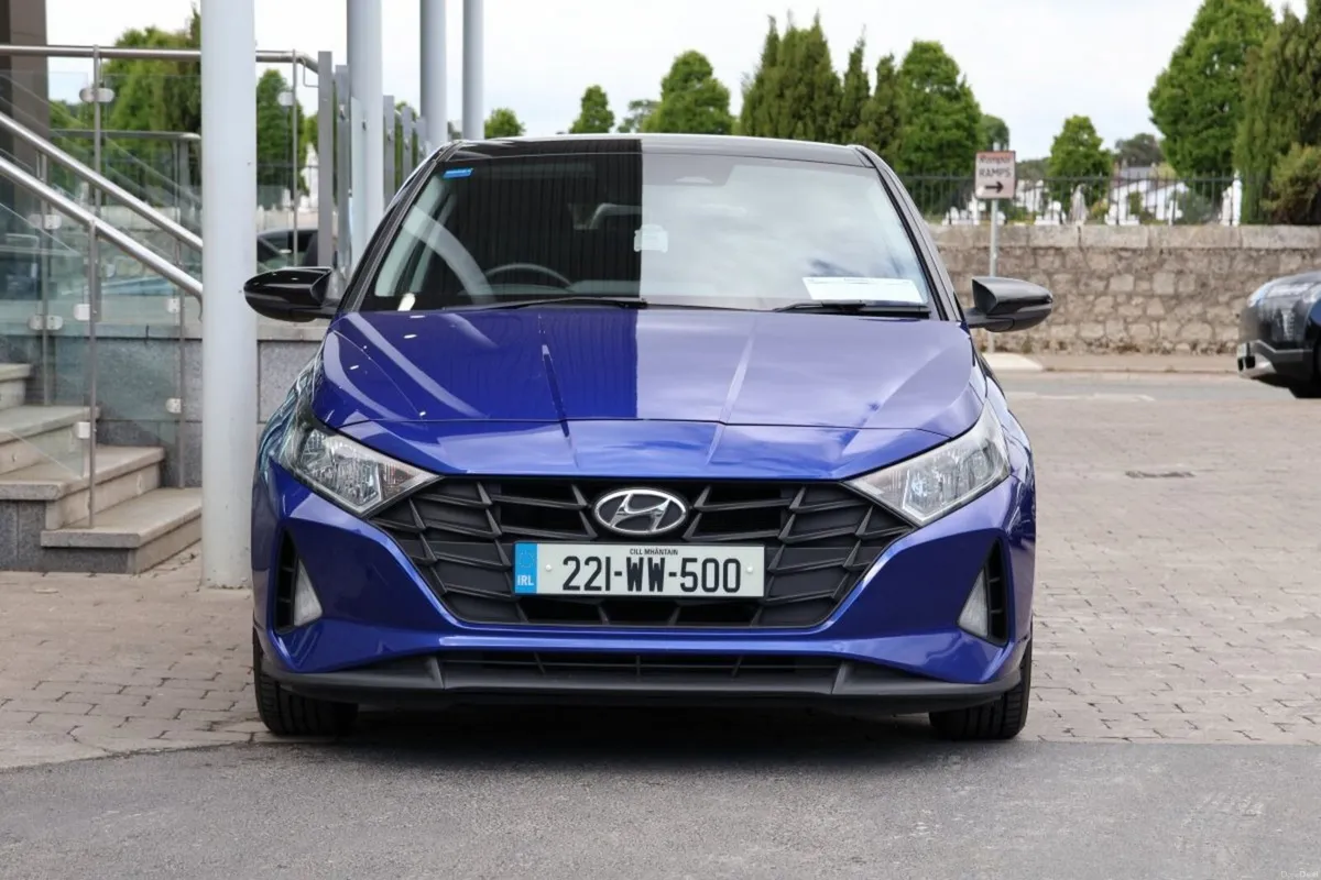 Hyundai i20 1.2 Deluxe plus , Low Mileage - Image 3