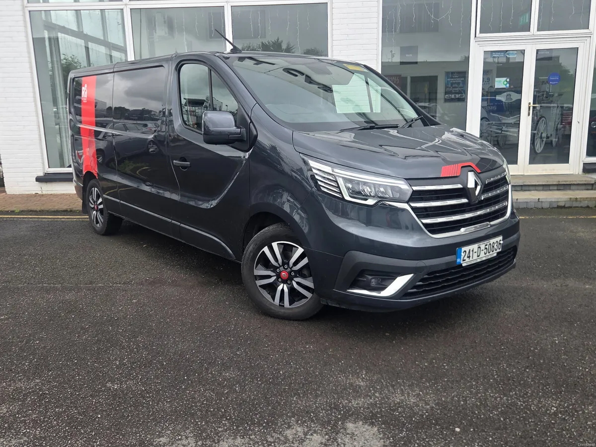 Renault Trafic 2024 - Image 1