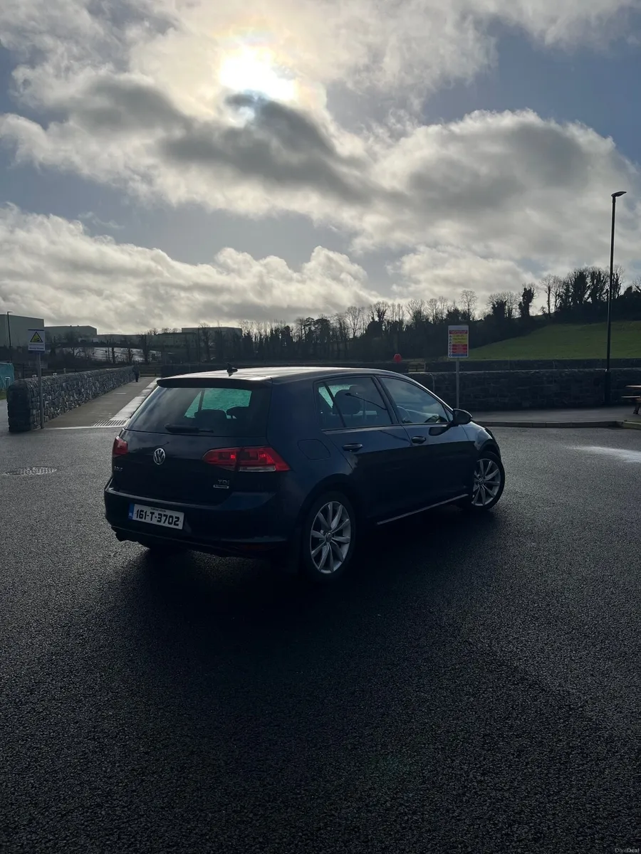Volkswagen Golf 2016 - Image 2