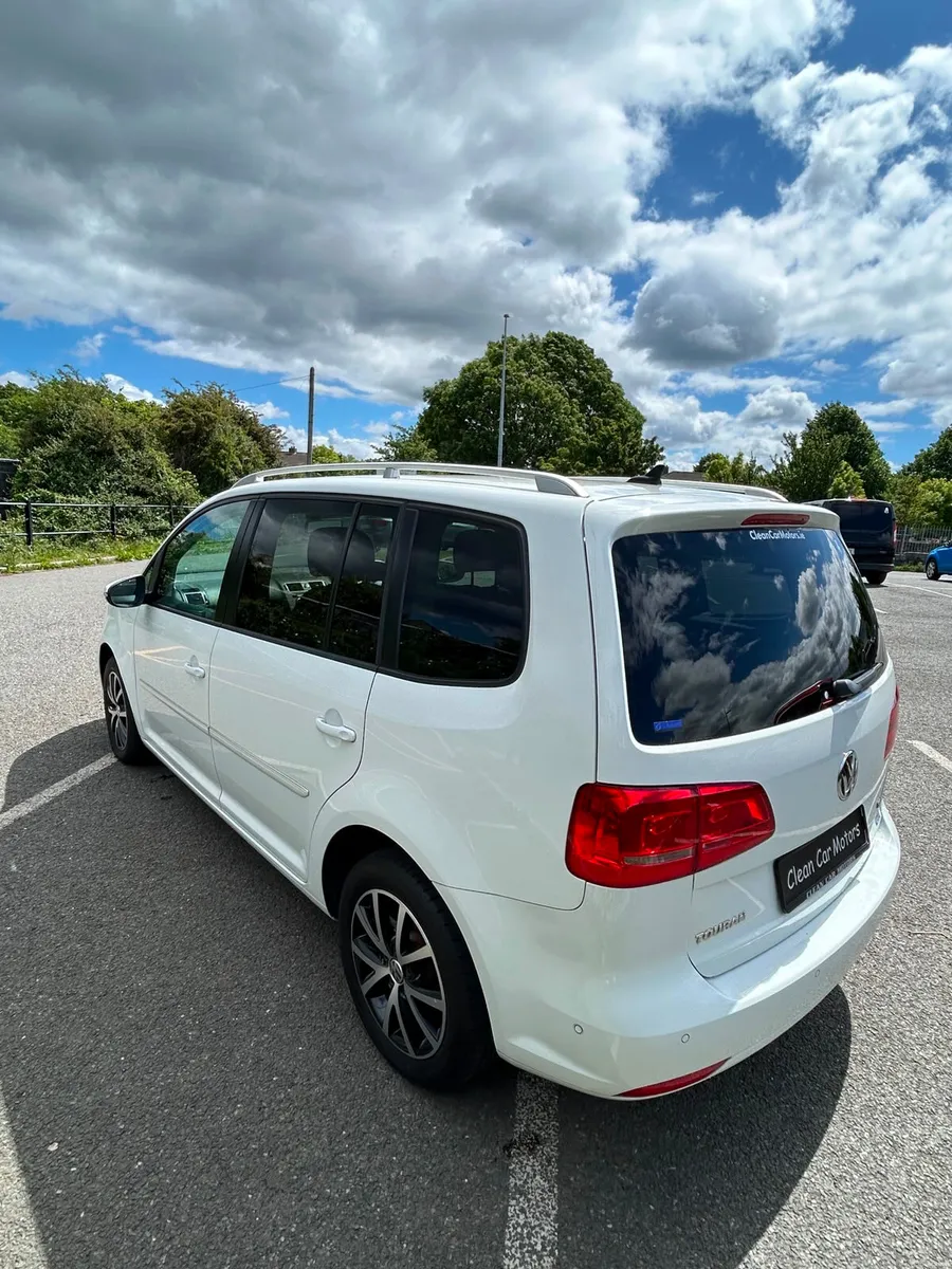 VOLKSWAGEN TOURAN 2015 1.4 PETROL AUTO - Image 6