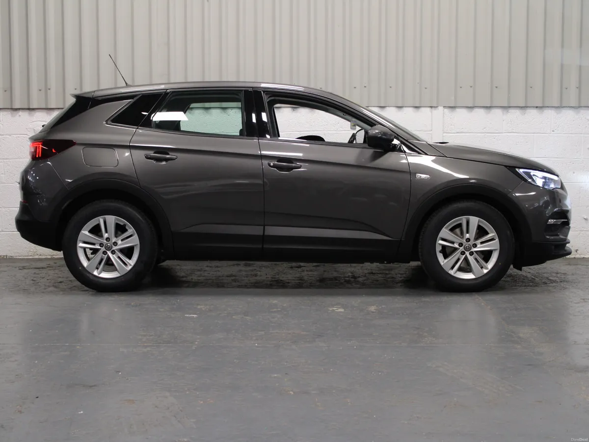 Opel Grandland X 2021 - Image 5