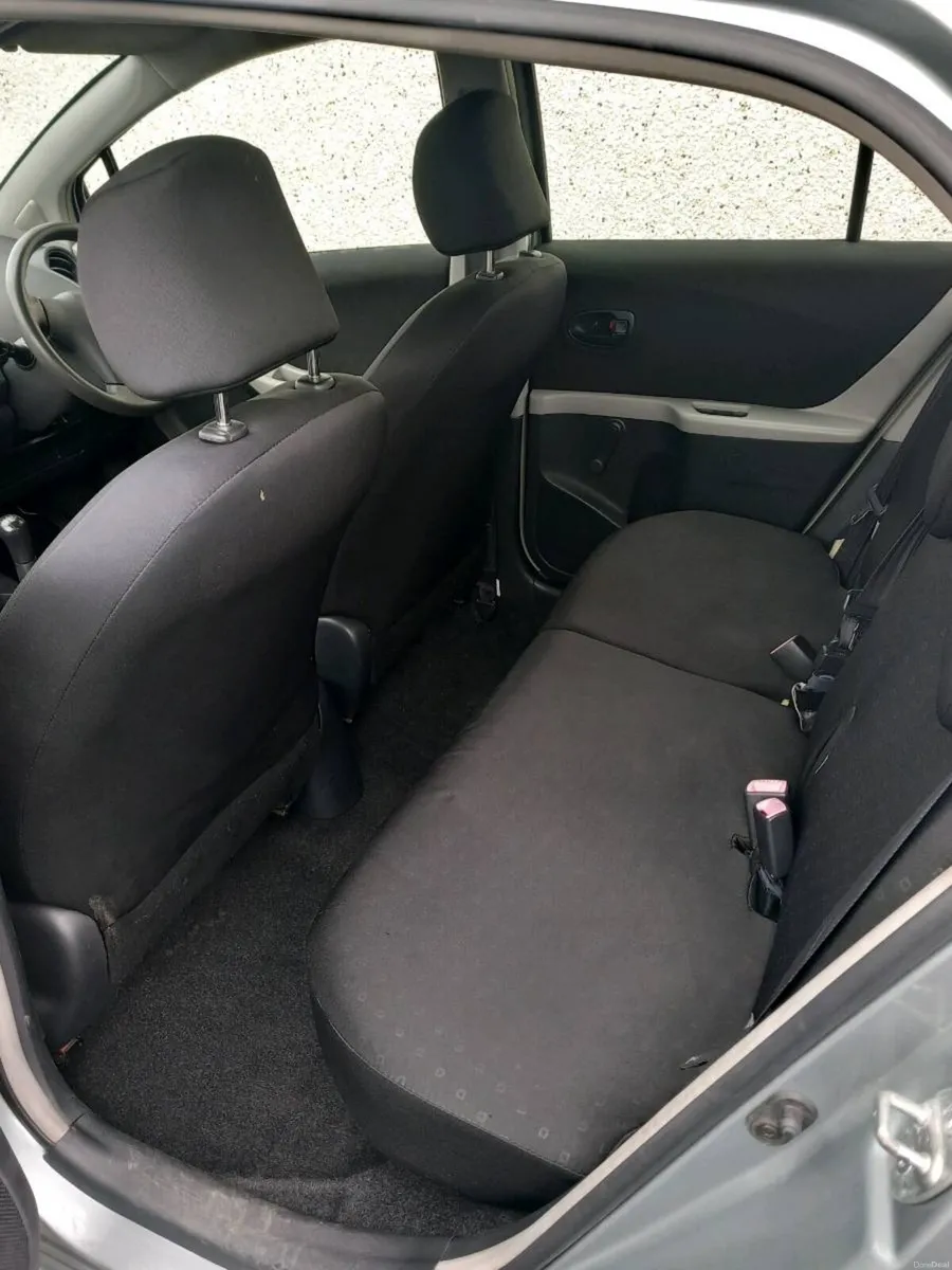 Car - Image 4