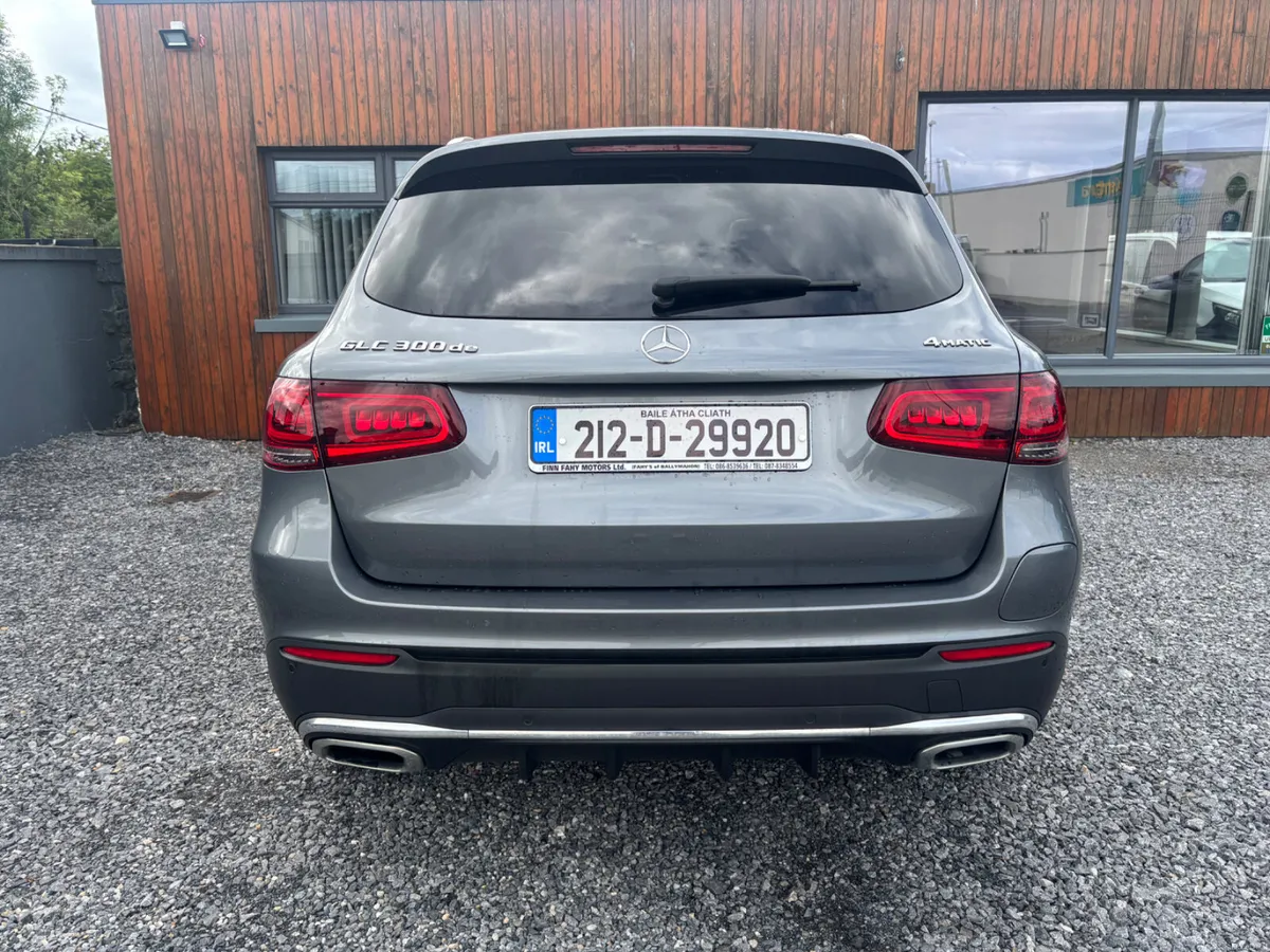 Mercedes-Benz GLC 2021 - Image 4