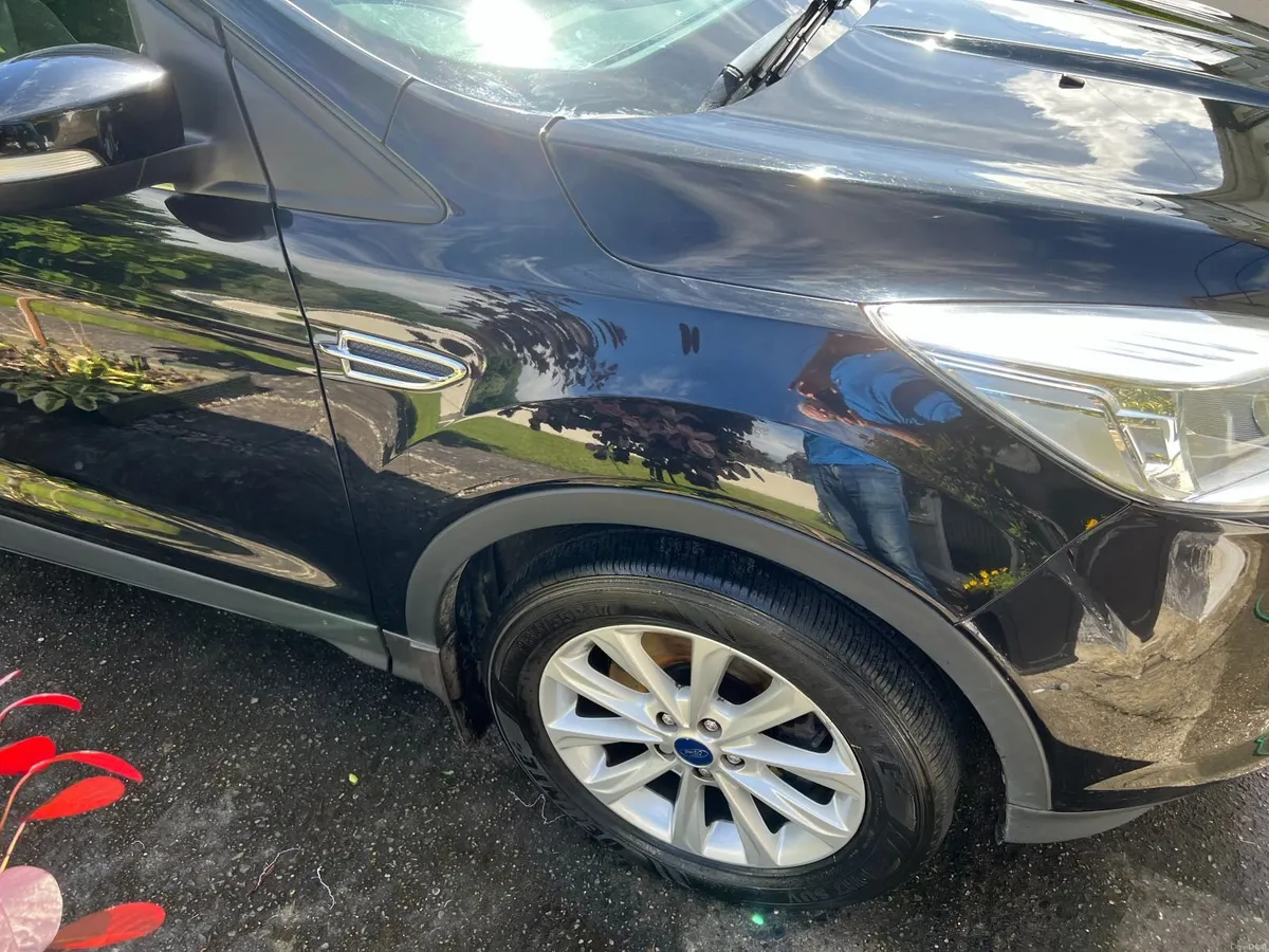 Ford Kuga 2016 - Image 4