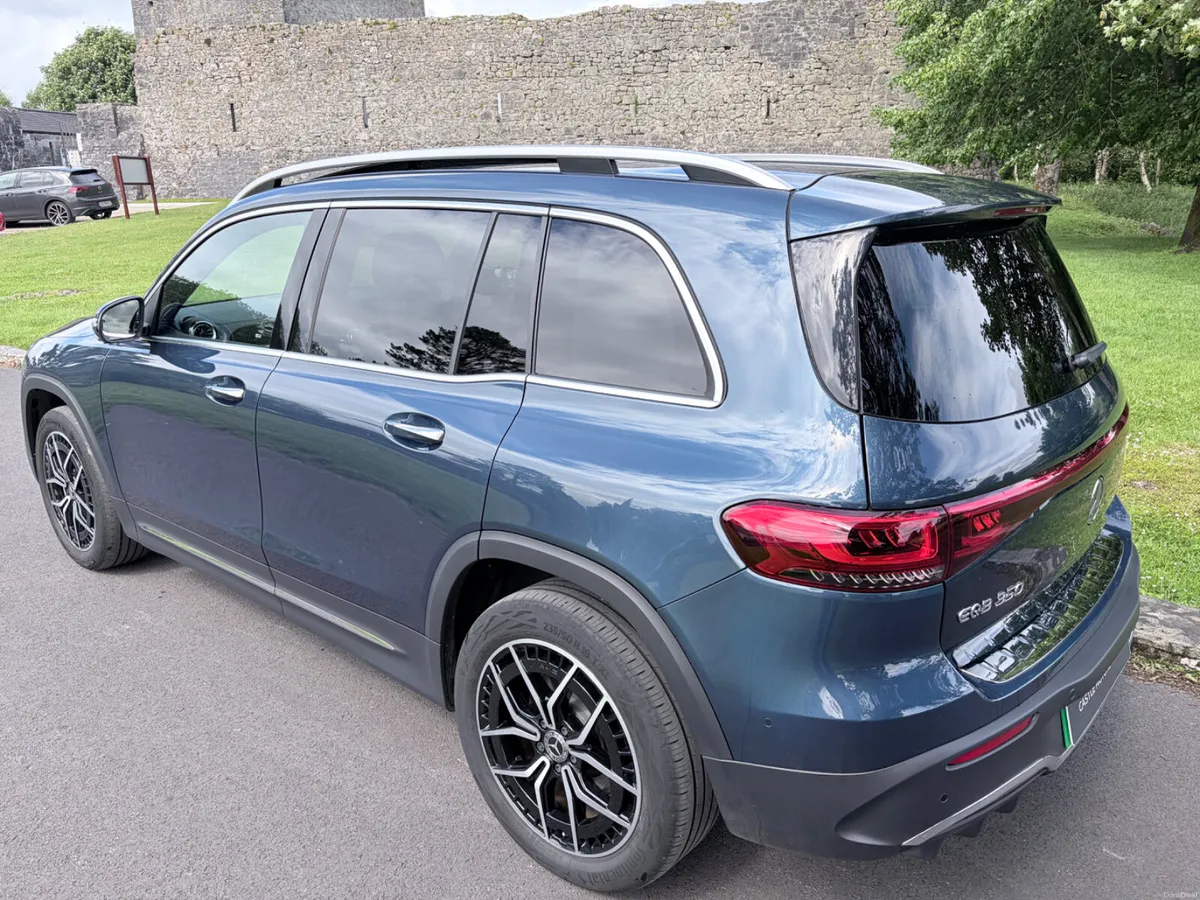 Mercedes-Benz EQB AMG LNE PREMIUM 4 MATIC 7 Seater - Image 3