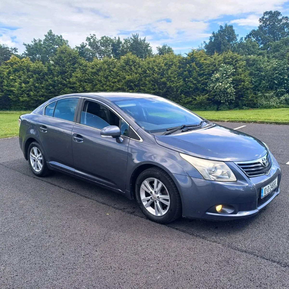 Toyota Avensis - Image 1