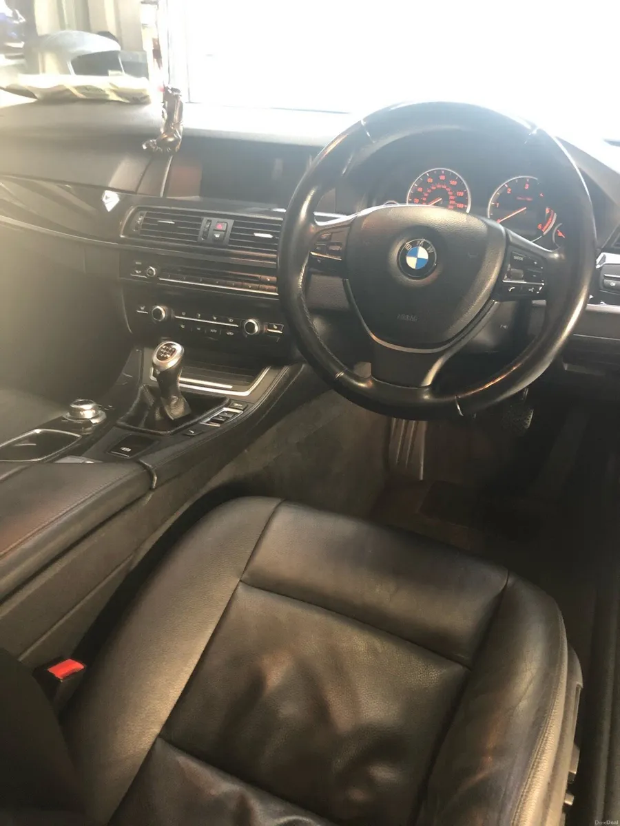 BMW series 5 - Image 4