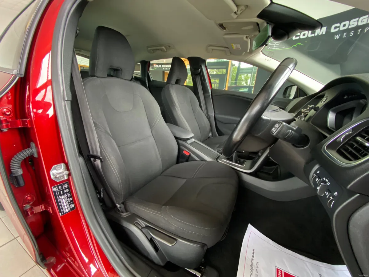 Volvo V40 2015 1.6 D2 (115hp) ES - Image 6