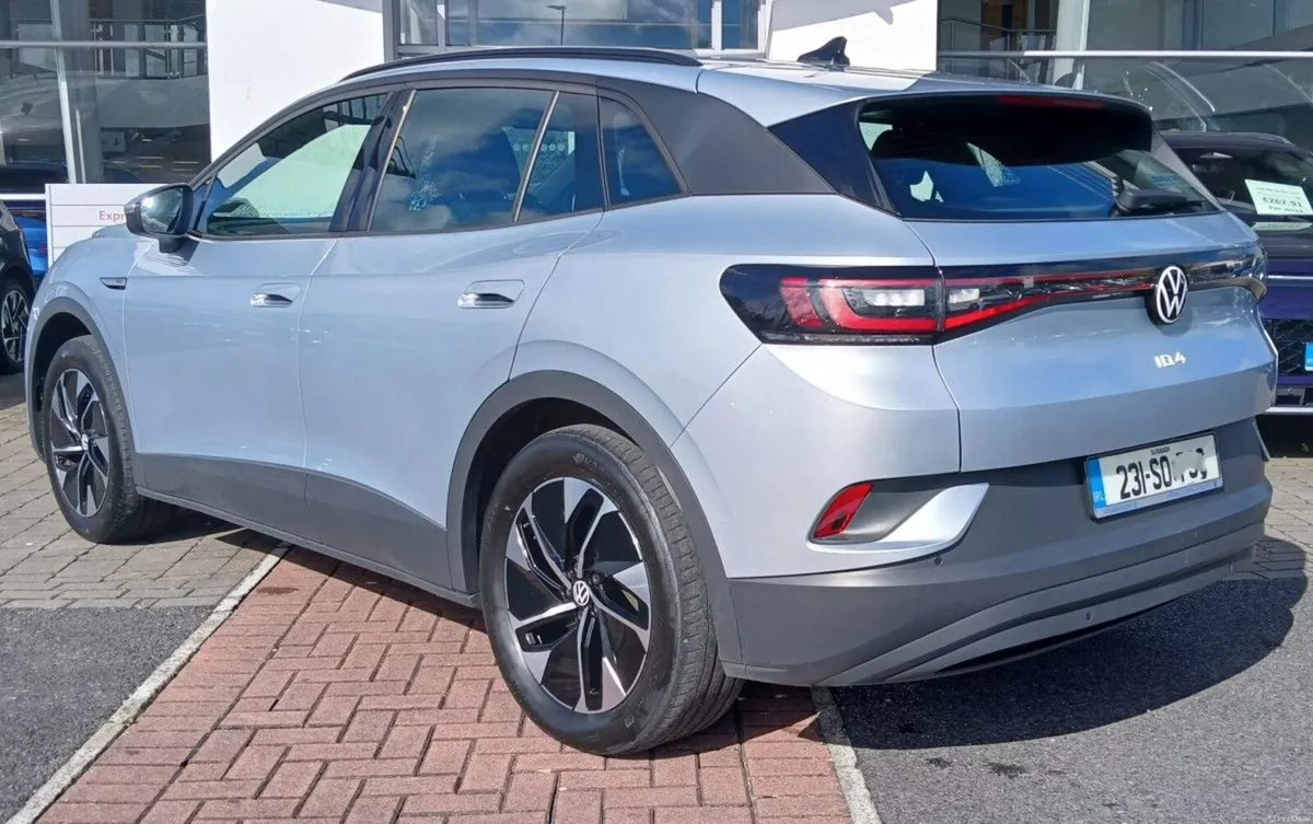 Volkswagen ID.4 LIFE 77kWh 174HP **APP CONNECT, FU - Image 4