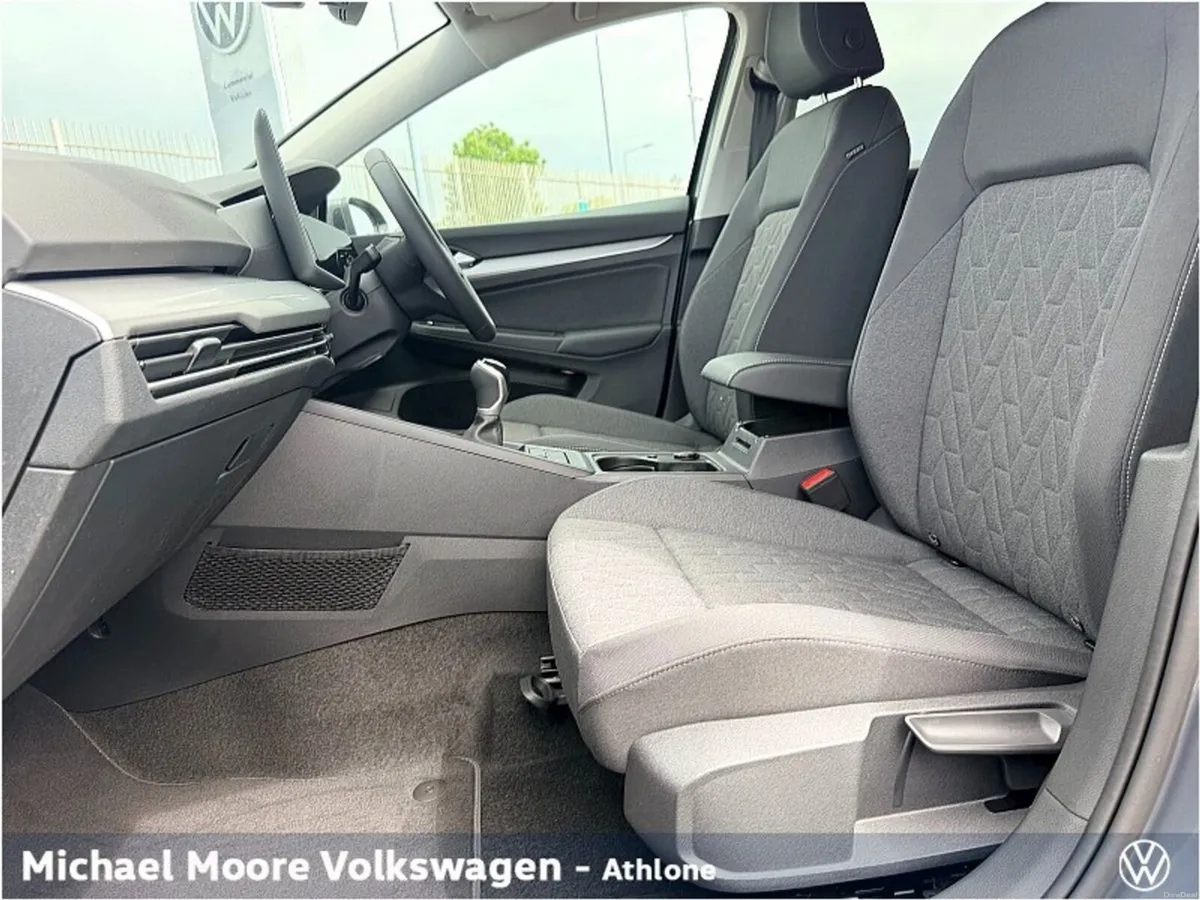 Volkswagen Golf EDITION 75 2.0 TDI 116HP - Image 4