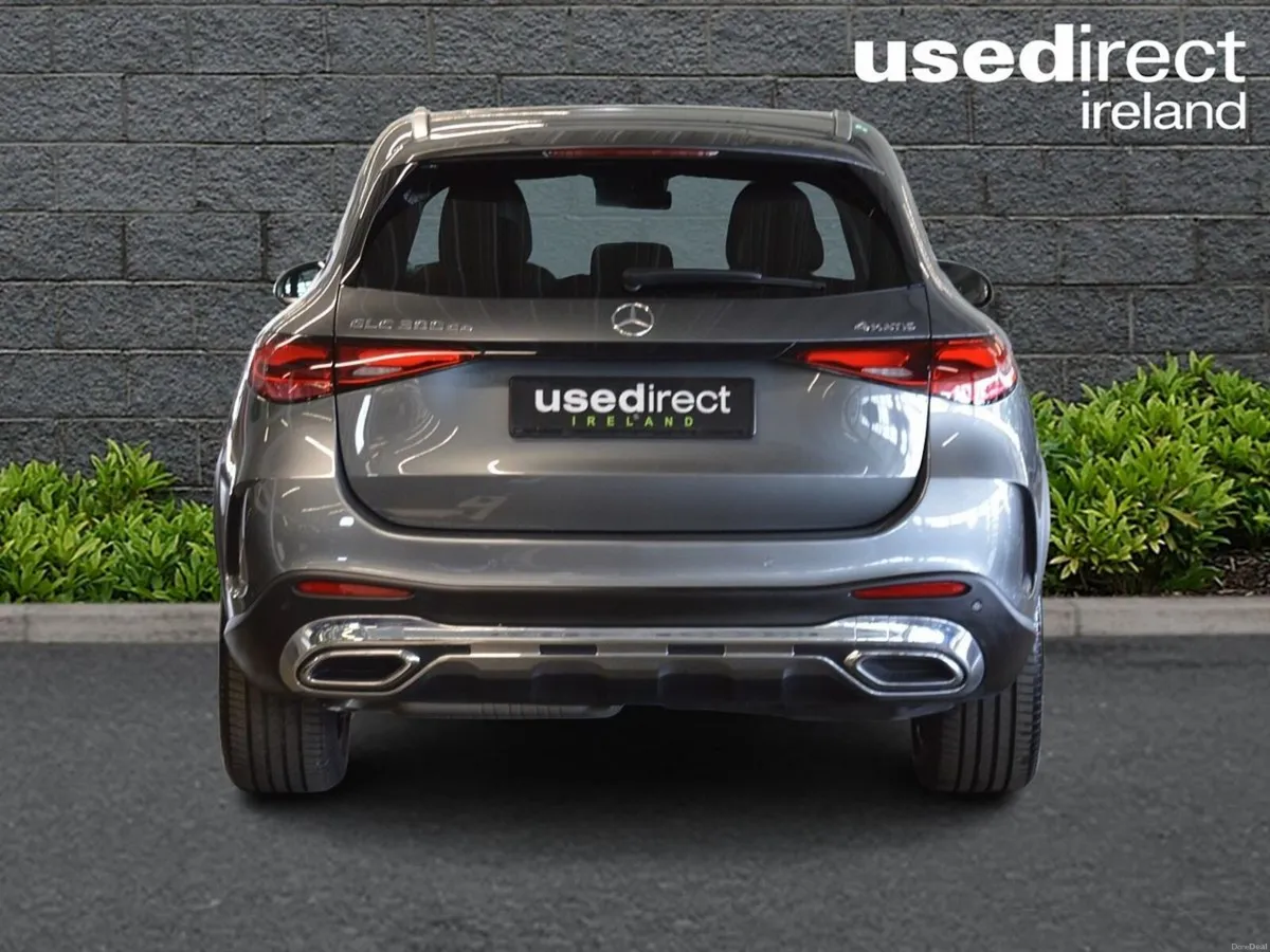 Mercedes-Benz GLC 300 de 4MATIC AMG Line - Image 4