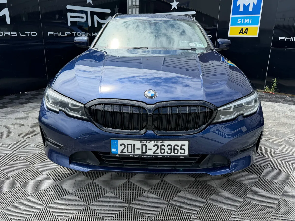 BMW 318D Auto Upgraded 19" Alloys - Image 4