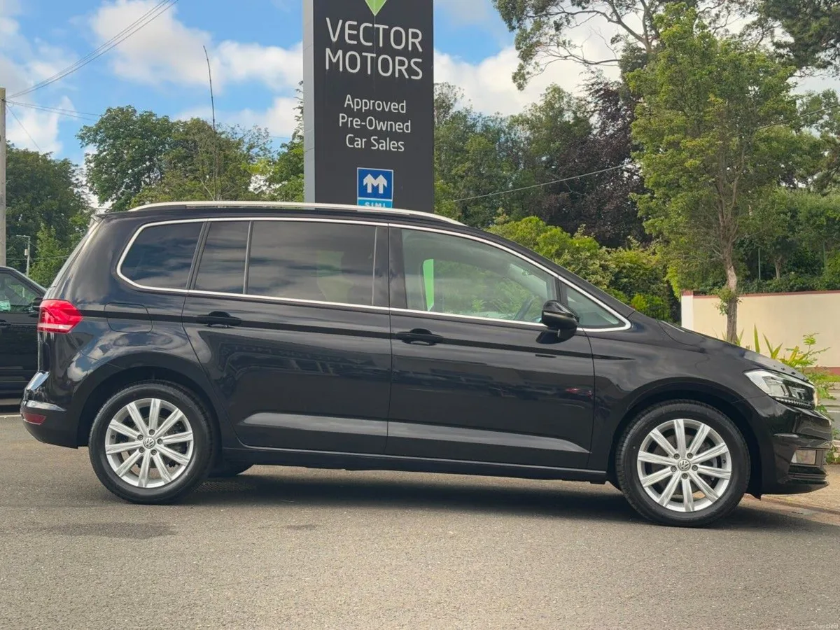 Volkswagen Touran HIGHLINE 1.6 PETROL AUTO NEW NCT - Image 6