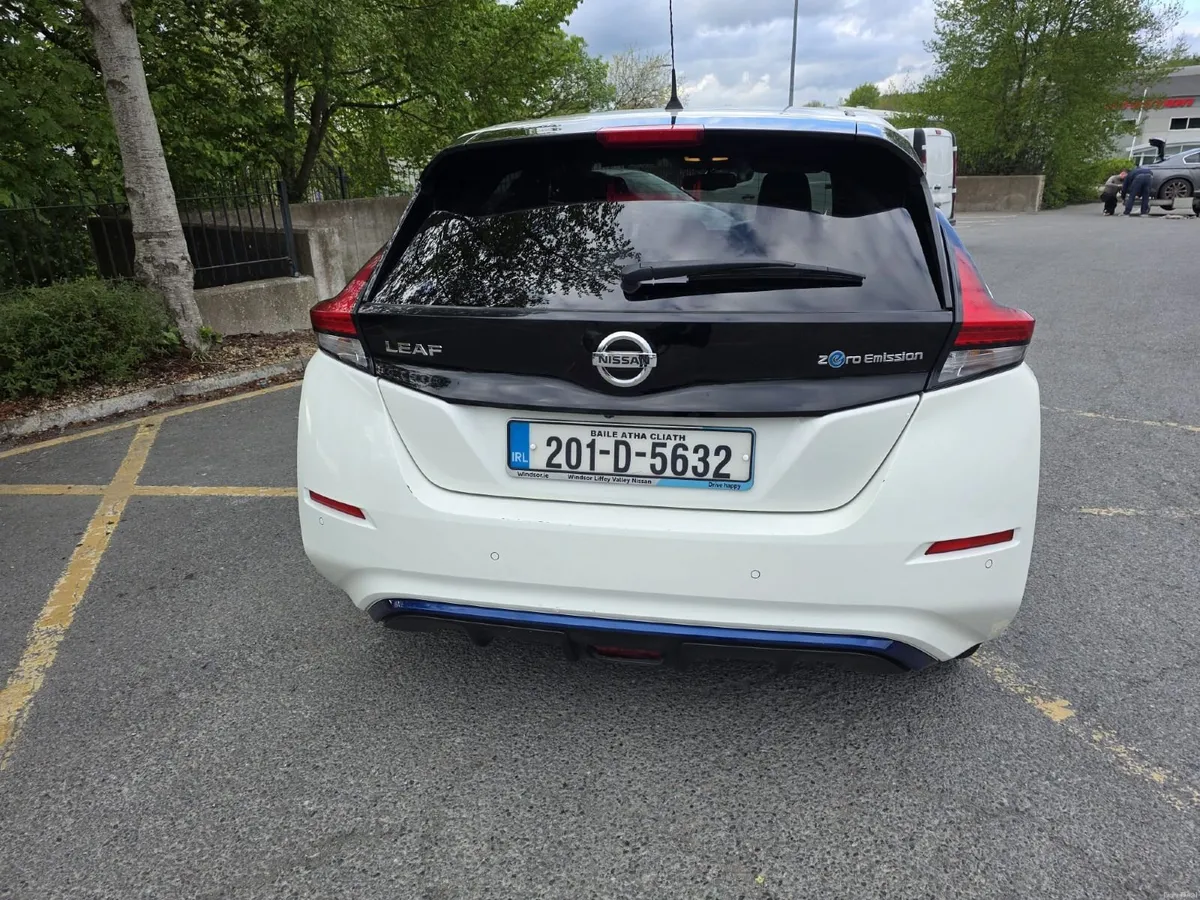 Nissan Leaf SV Premium - Cold Pack - Image 6