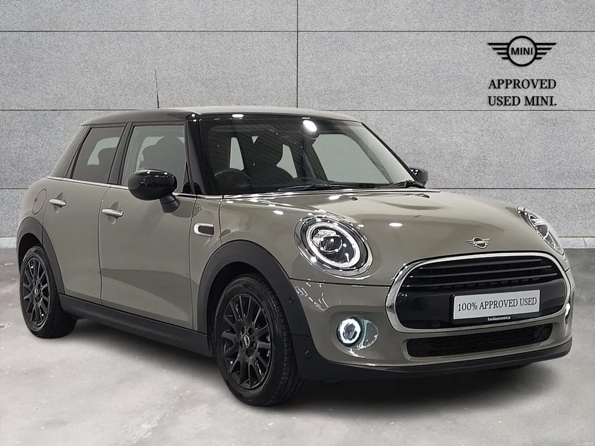 Mini Cooper 5-Door Cooper Classic - Image 1