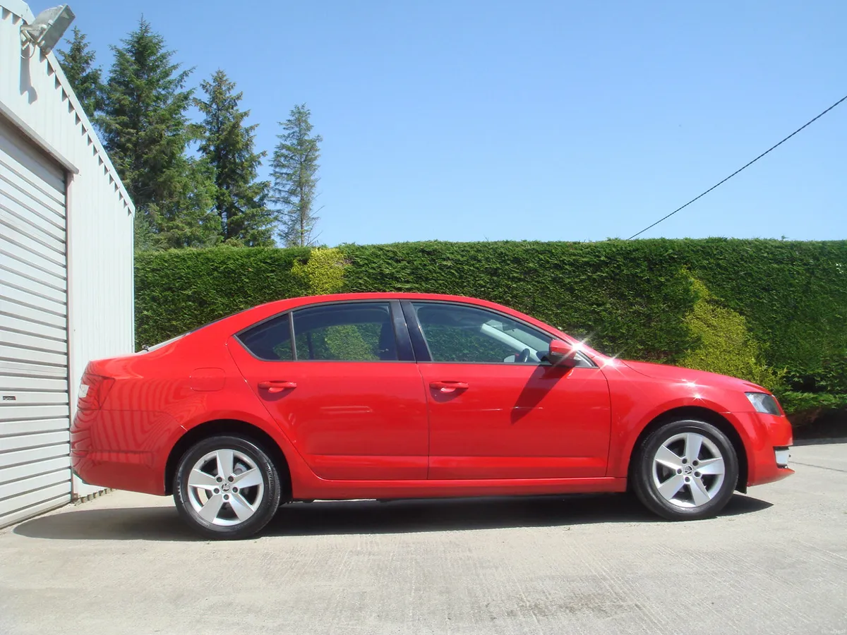 15 Octavia Ambition 1.6TDI 105BHP €180 Tax NCT7/27 - Image 2