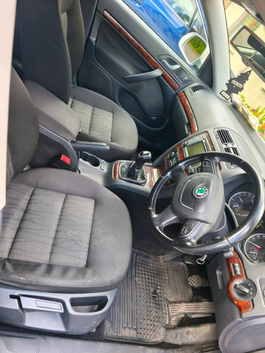 Skoda Octavia Elegance 1.6 tdi - Image 4
