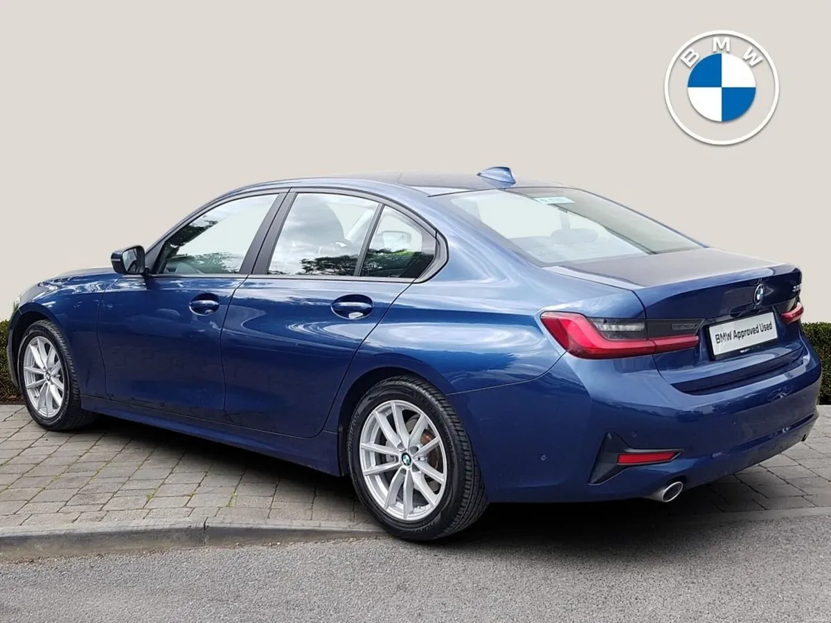 BMW 3-Series 318d SE - Image 2
