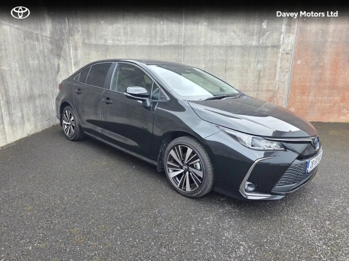 Toyota Corolla Corolla Saloon Lunasport - Image 1