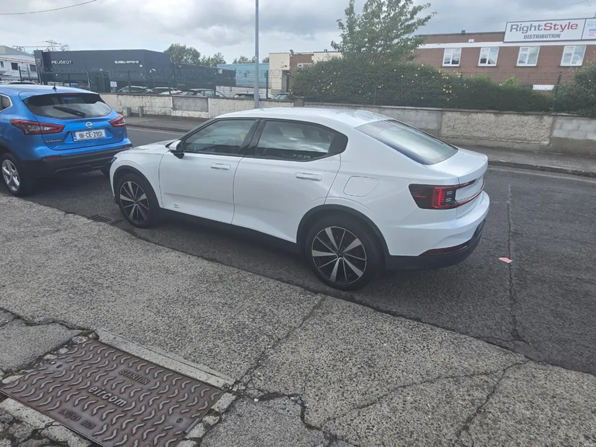 Polestar 2 EV FWD BASE 170KW LONG RANGE COUPE - Image 3