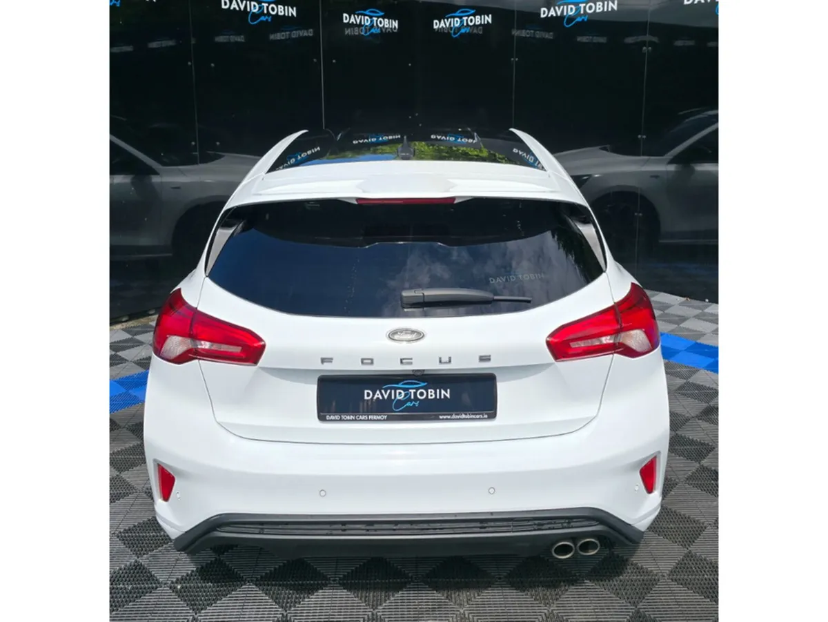 Ford Focus ST-LINE 1.5 TDCI - Image 3