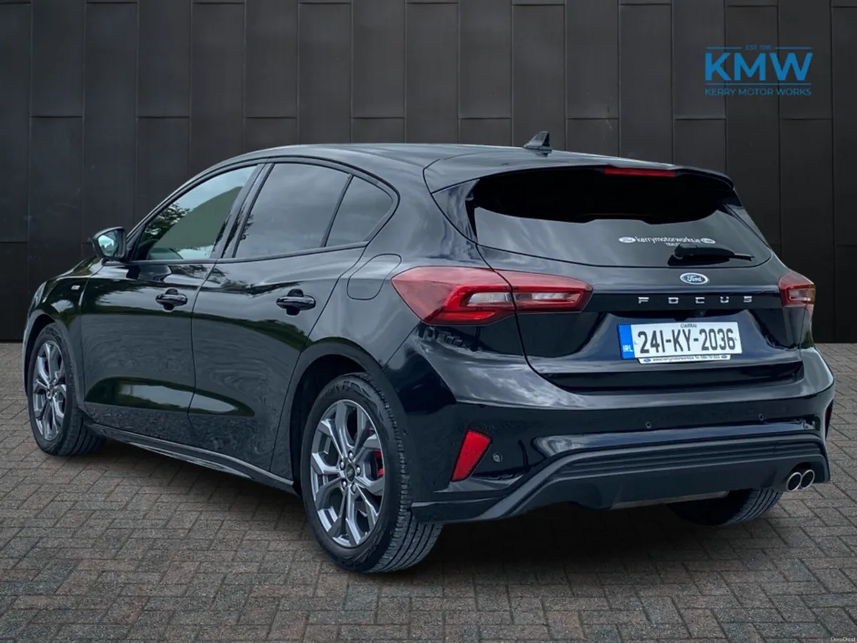 Ford Focus ST-LINE 1.5L ECOBLUE 115 - Image 4
