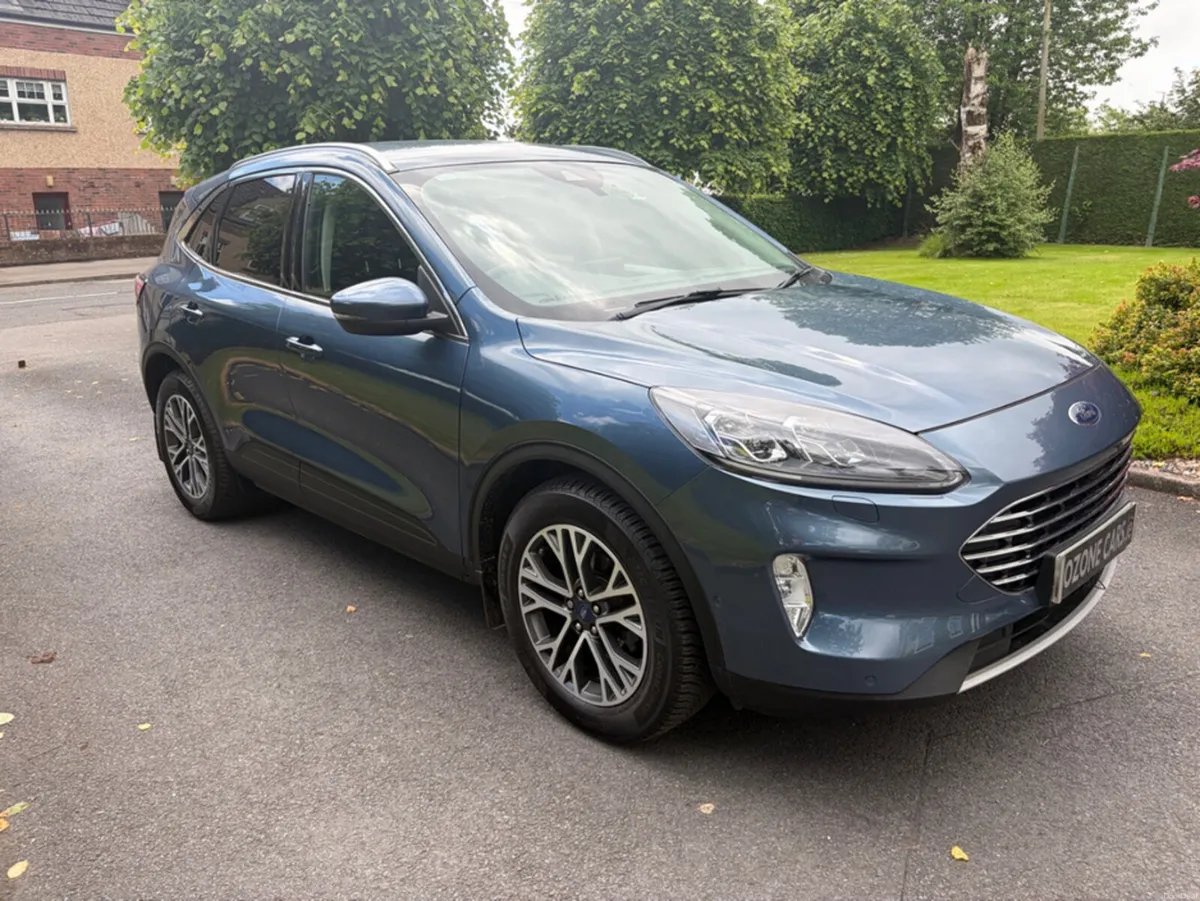 Ford Kuga TITANIUM ECOBLUE - Image 3