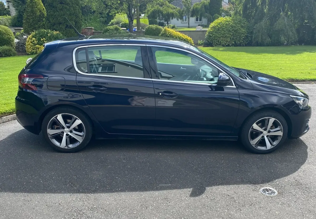 Peugeot 308 2018 1.5BLUEHDI SS ALLURE 5DR - Image 3