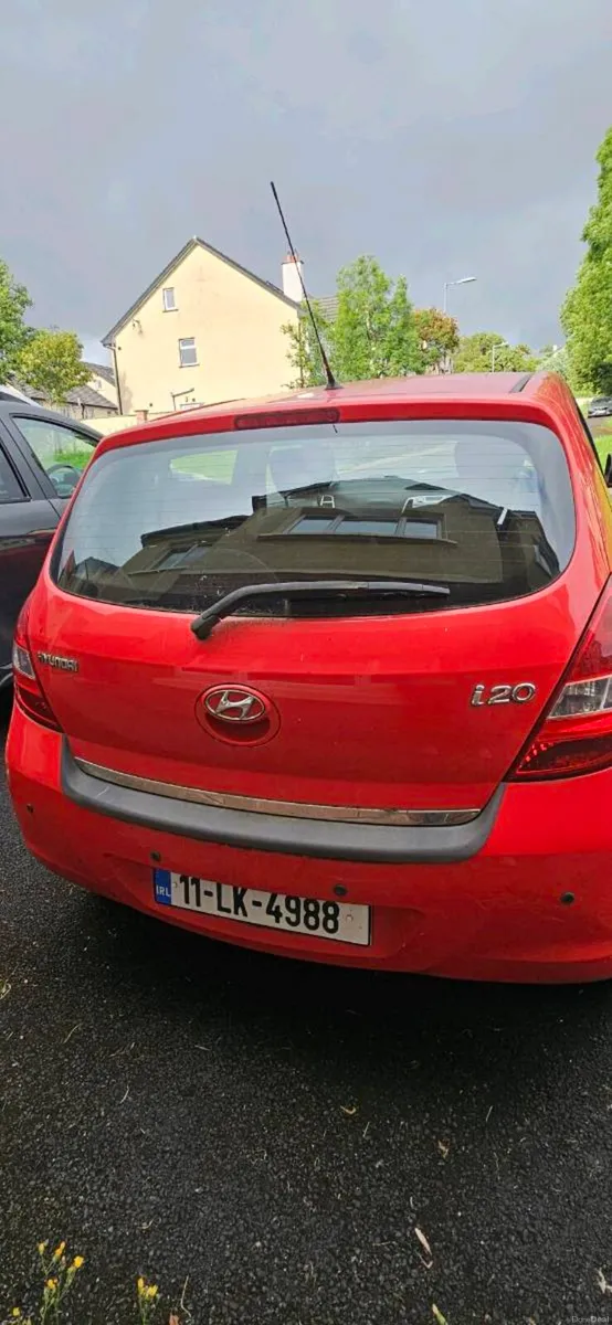 Car - Image 4