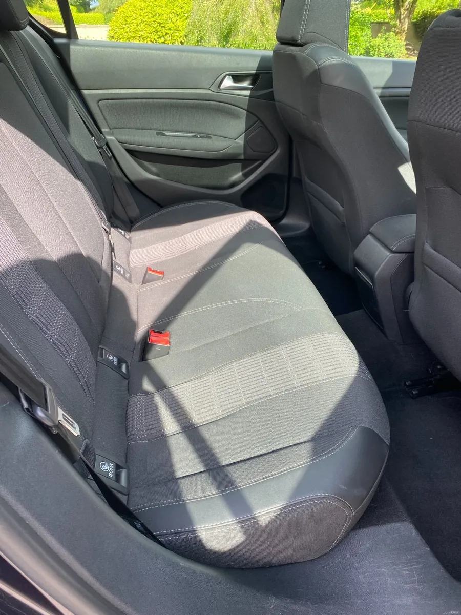 Peugeot 308 2018 1.5BLUEHDI SS ALLURE 5DR - Image 6