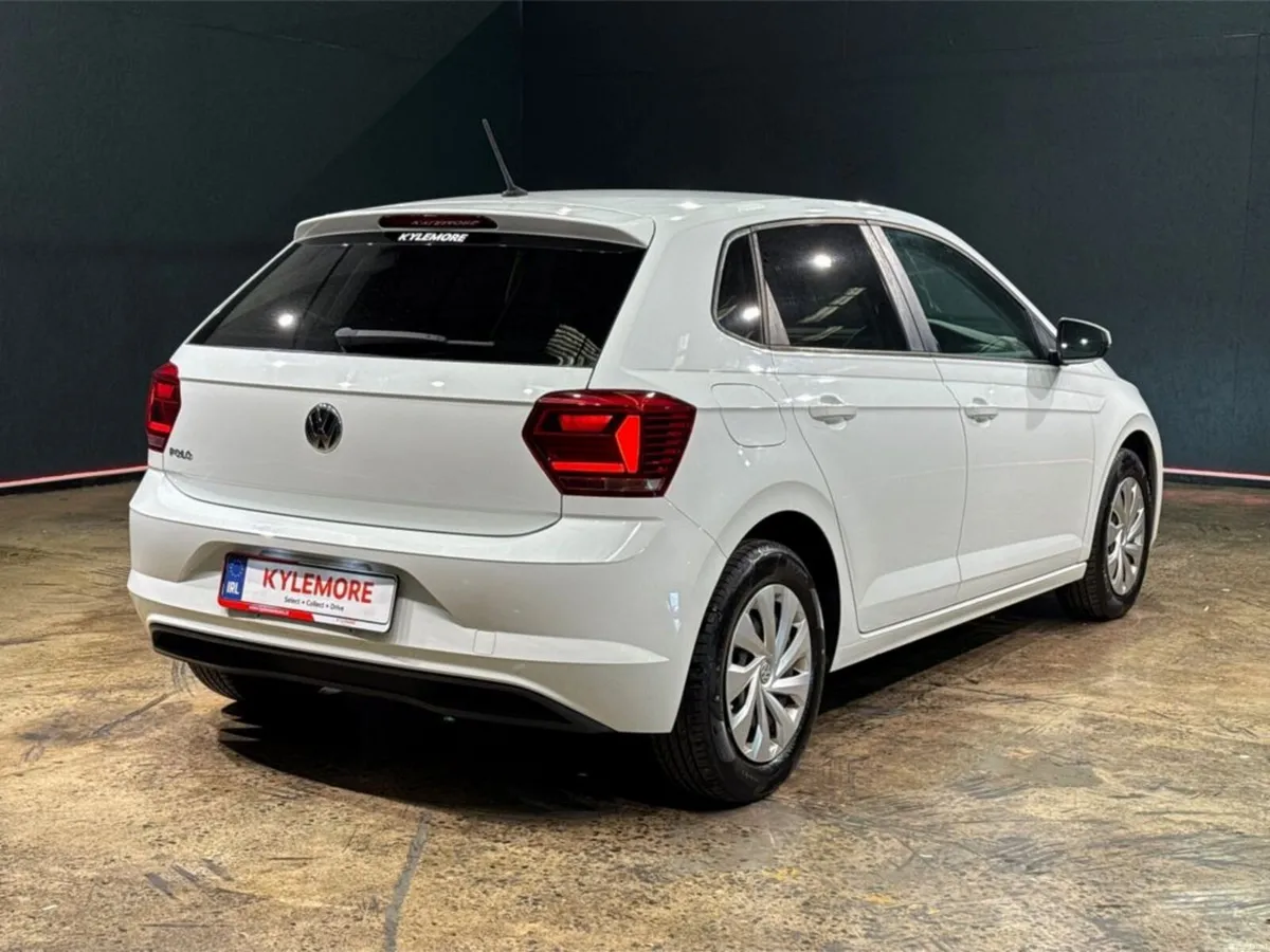 Volkswagen Polo 1.0 AUTOMATIC - LOW MILEAGE - Image 4