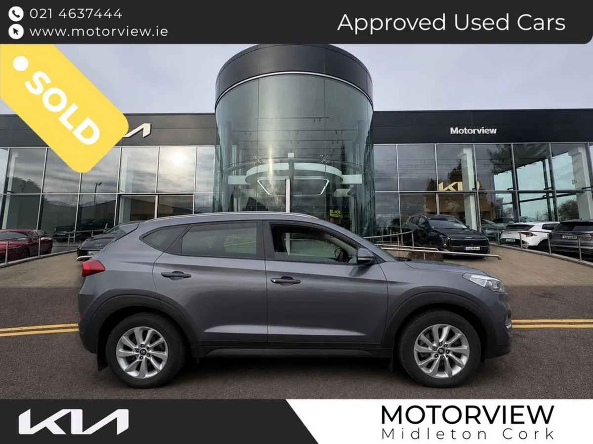 Hyundai Tucson sold 1.7 Executive 5DR, Daytime Run - Image 1
