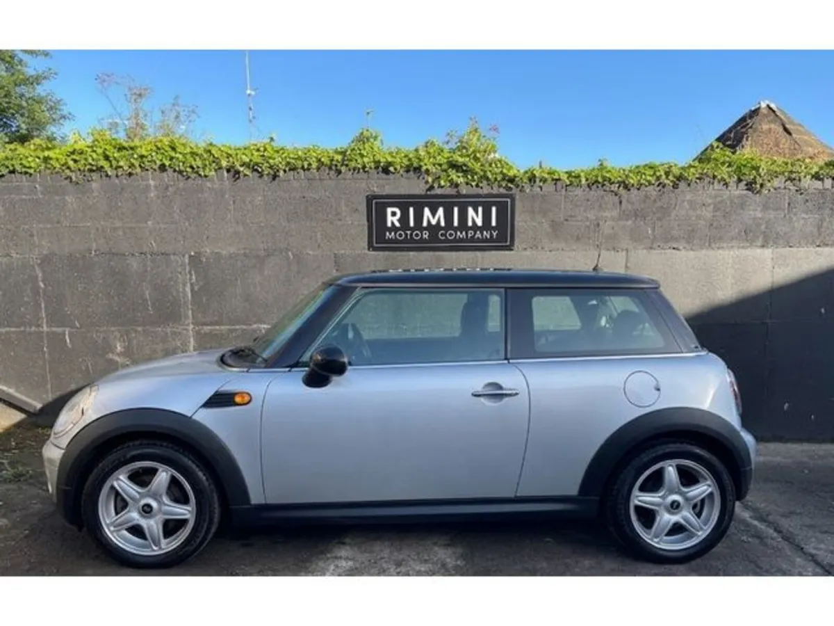 Mini Cooper Cooper 1.6 3DR - Image 1