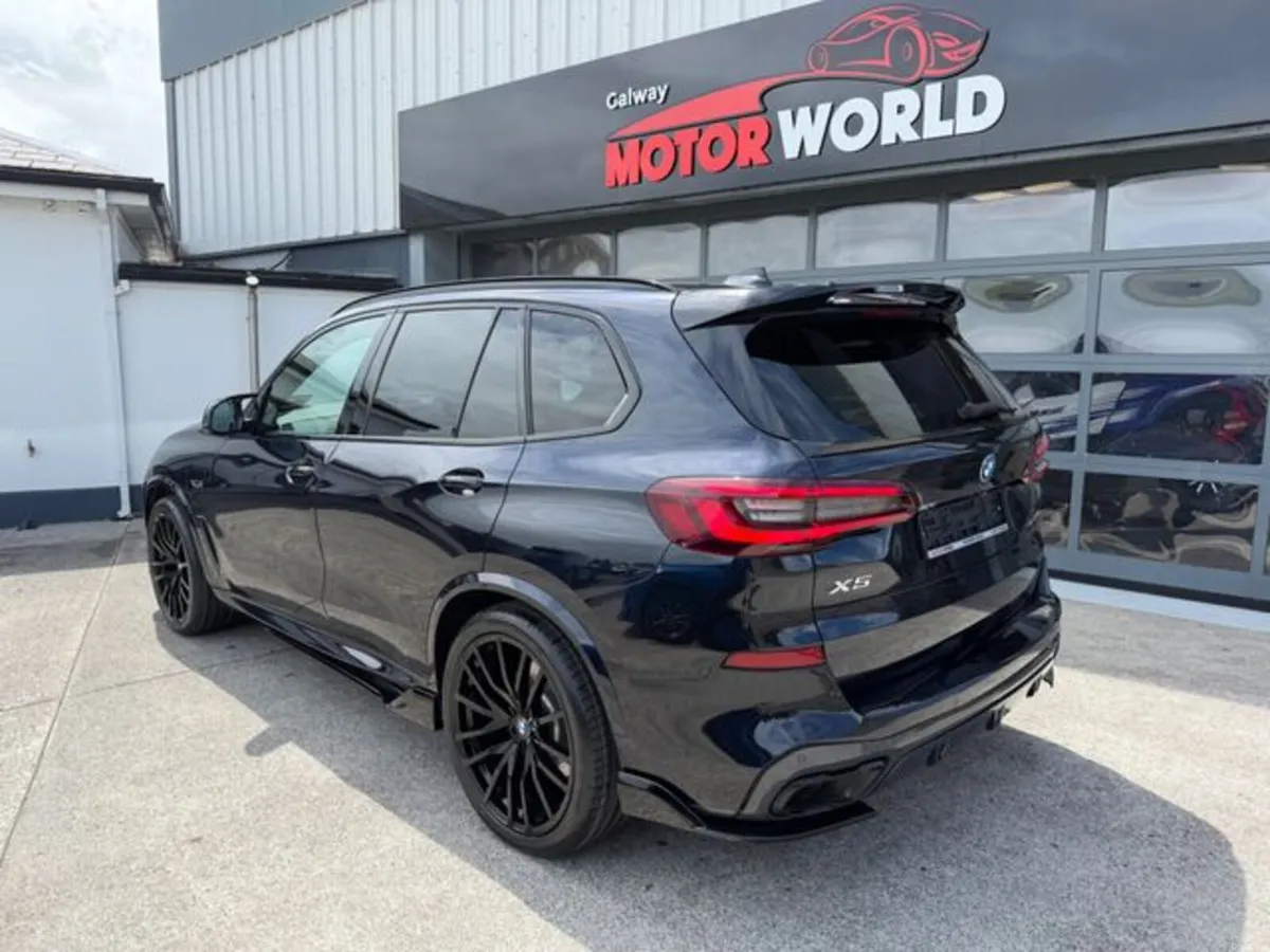 BMW X5 X DRIVE 45E M SPORT PRO & TECH PLUS PACK - Image 2