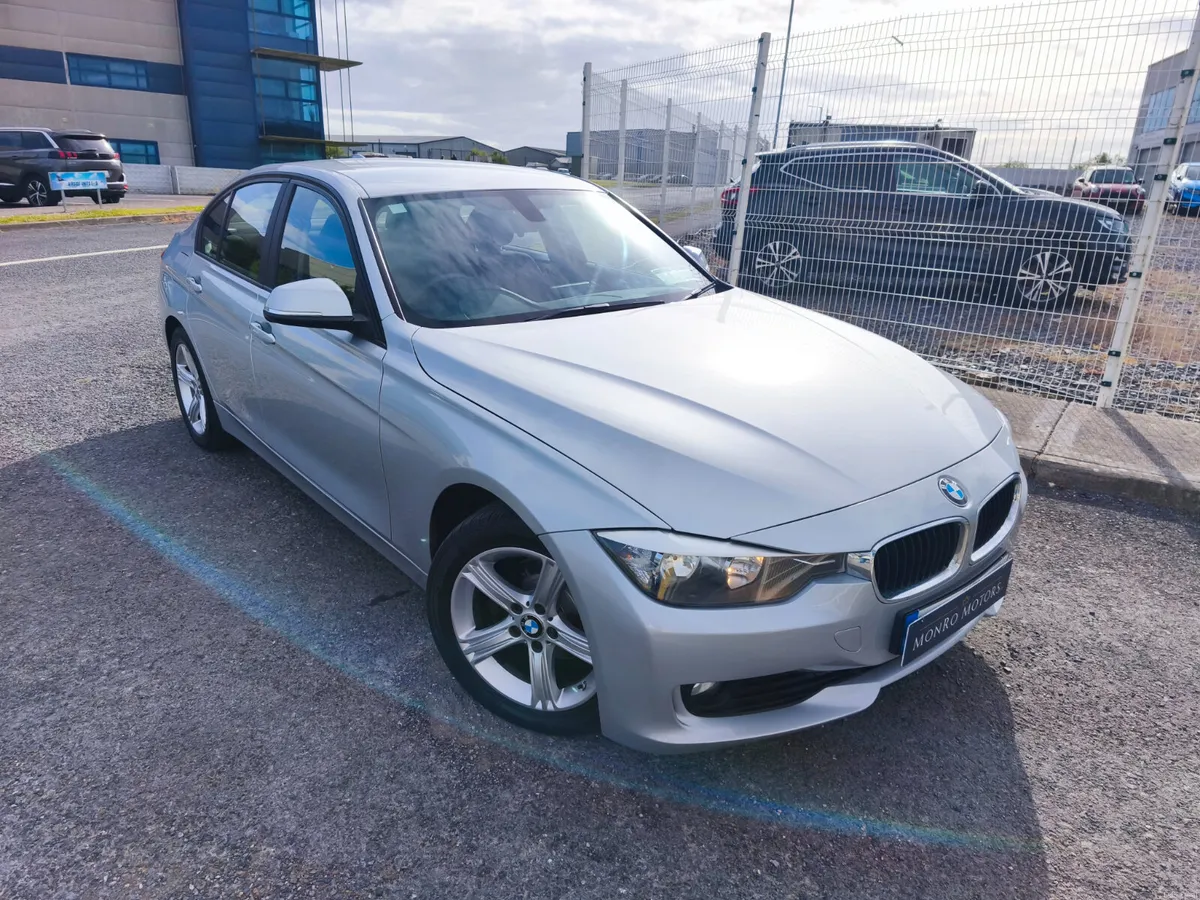 BMW 3-Series 320I SE, Low Km, New Nct - Image 3
