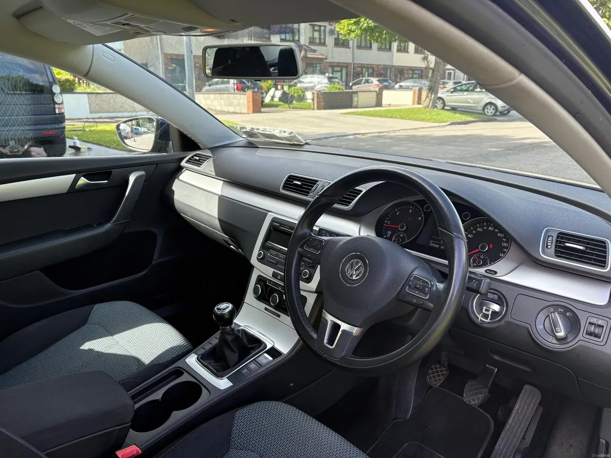 Volkswagen Passat NCT 03/27 - Image 4